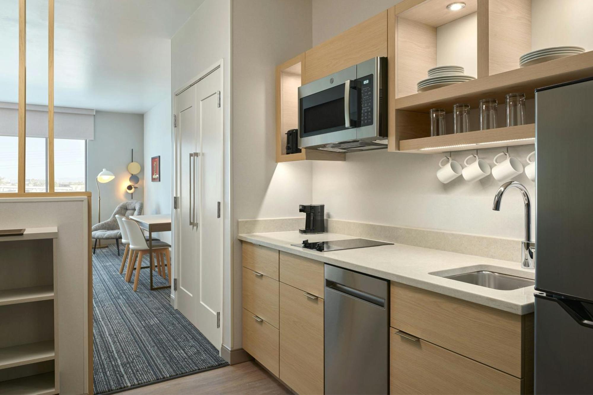 Towneplace Suites By Marriott Tempe Exterior photo